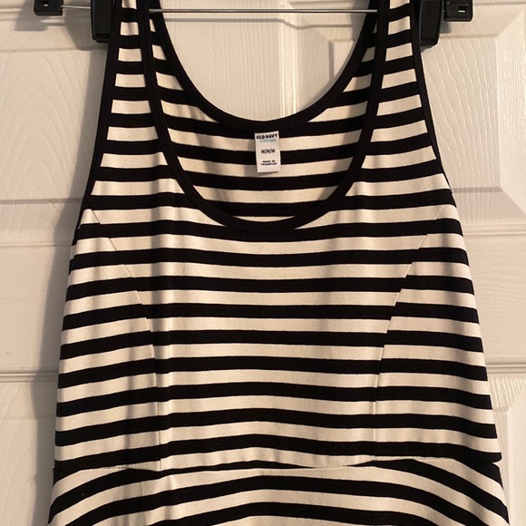 Old Navy - A Frame striped dress - Picture 2 of 4